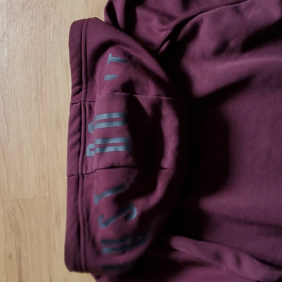 Nike sweatshirt - Picture 2 of 3